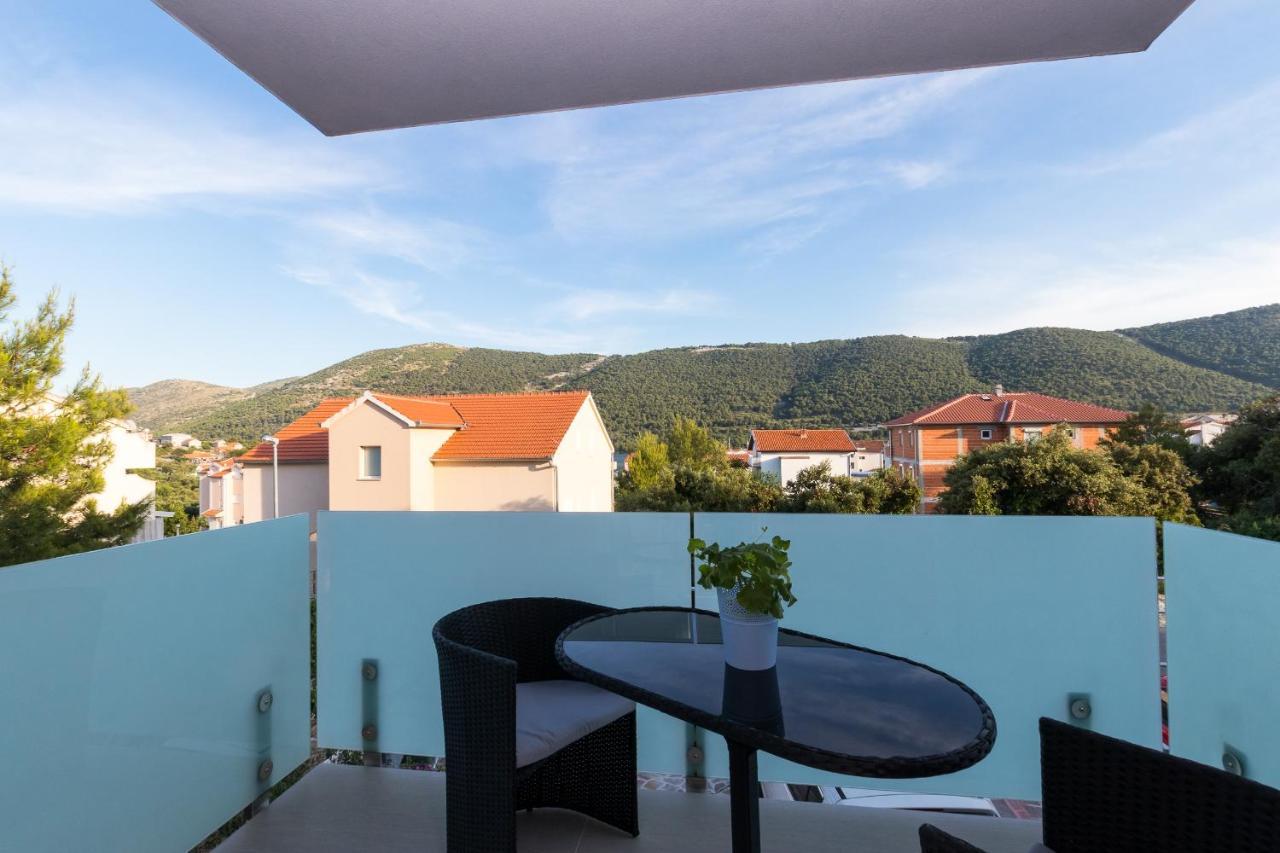 Apartments And Rooms With Parking Space Grebastica, Sibenik - 17831 外观 照片